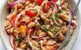 طرز تهیه سالاد لوبیا سفید